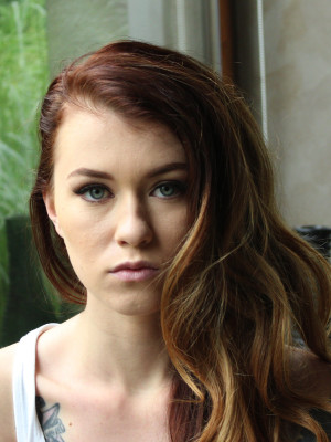 Порно звезда Misha Cross